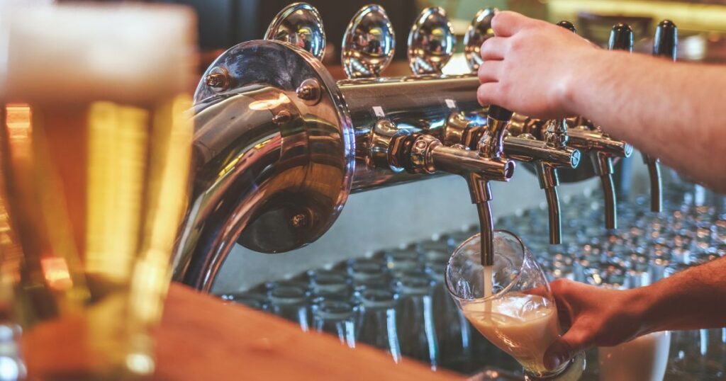 lay bia gia si tai tp ho chi minh 06